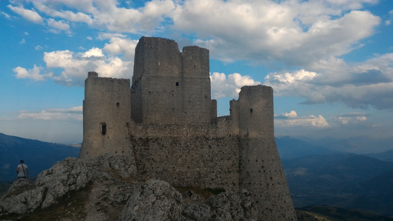 Castello di Rocca Calascio - Cosa vedere in Abruzzo